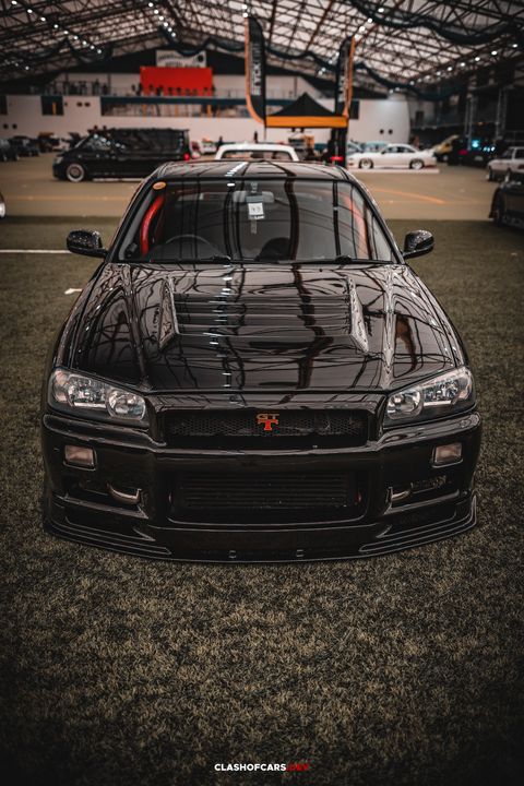 Car meet image number 128